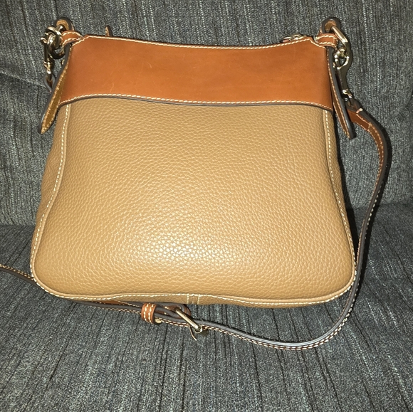 Dooney and Bourke Crossbody Bag - Picture 2 of 6
